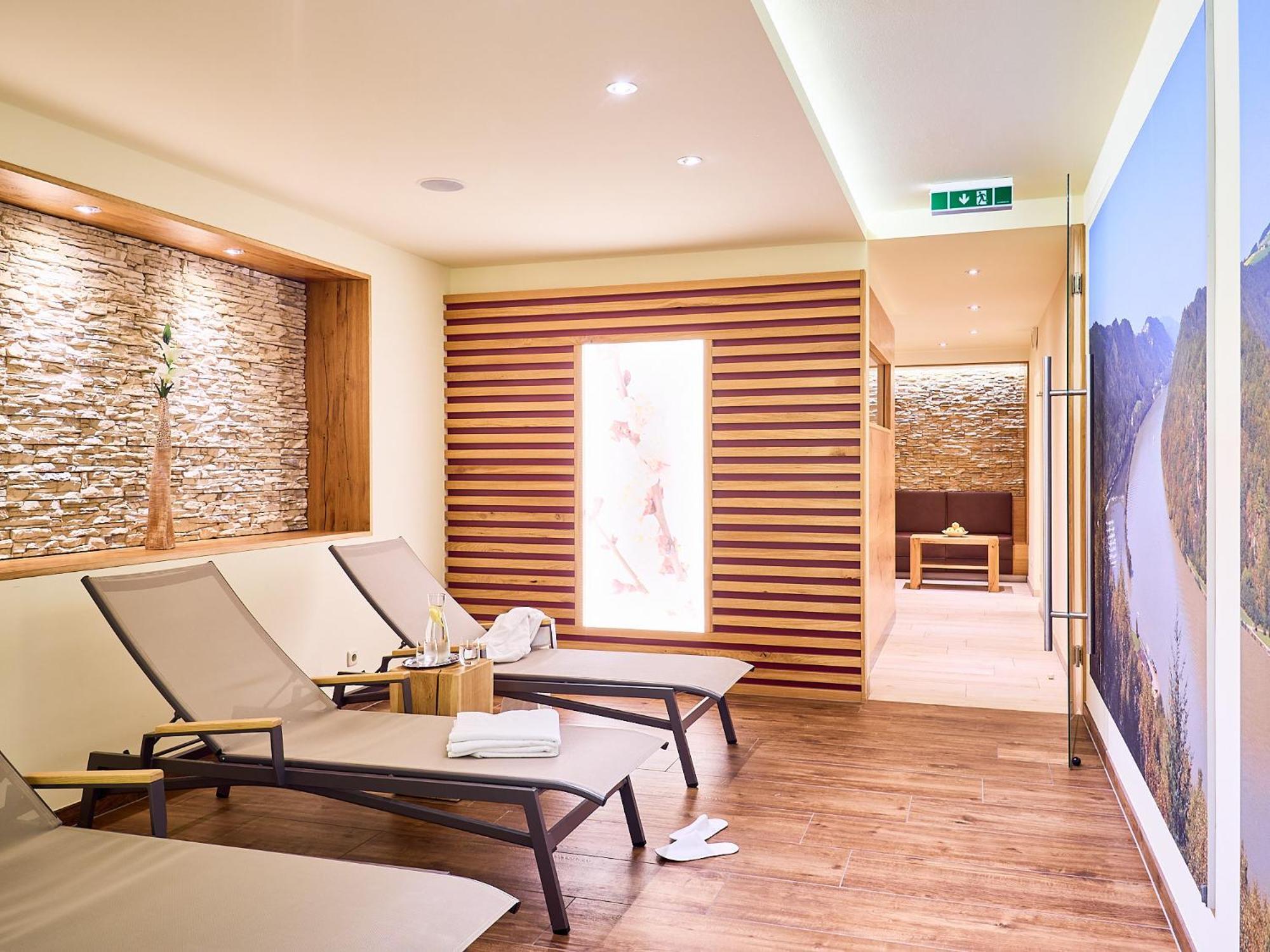 Gasthof-Pension Luger Wesenufer ภายนอก รูปภาพ